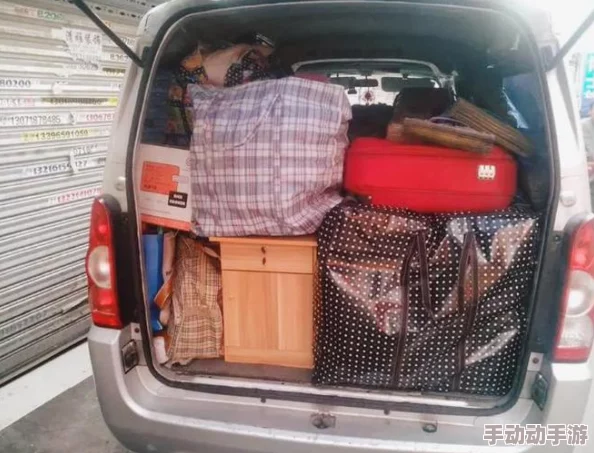 触手面包车下载安装手机版：用户评价称其操作简单，功能丰富，是一款值得下载的好应用！