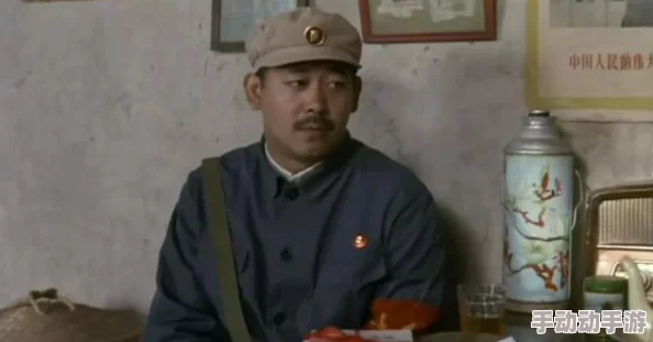 不小心看见六年级的小馒头照片，记录了孩子们纯真的笑容与成长的瞬间，令人倍感温馨与怀念