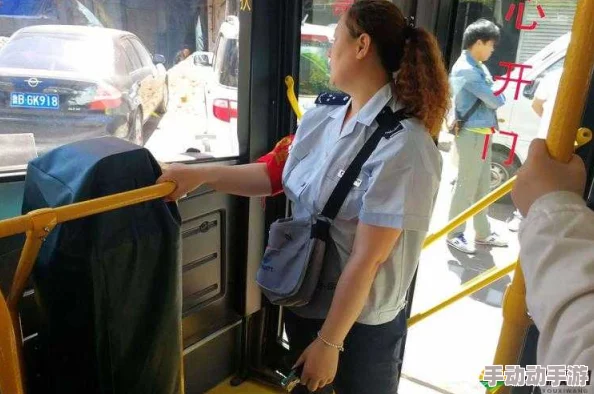 混乱小镇公交车售票员招聘条件及最新进展：岗位职责、薪资待遇与应聘流程详解