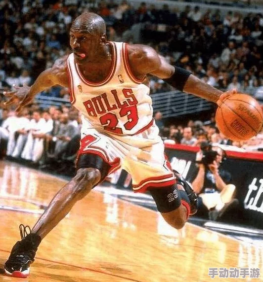 NBA手游高手必备：独家揭秘《最强NBA》高效盈利策略与实战技巧大放送