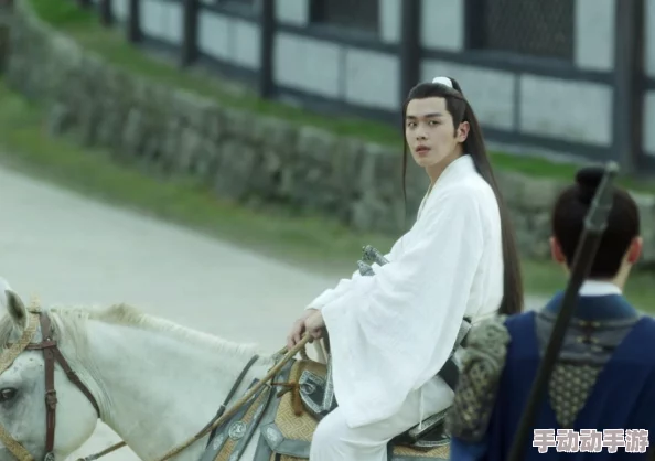 《北凉悍刀行》手游独家揭秘：精英帮派尊享福利体系全览，助力江湖征途畅通无阻！