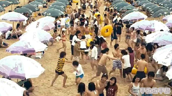 精品91 海角乱：震惊！热门度假胜地突发大规模骚乱，游客纷纷逃离现场，场面一度失控！