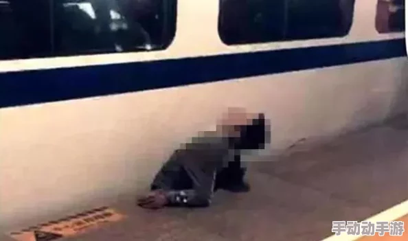 男人把ji大巴放进女人免费图片，令人震惊的事件引发广泛讨论与关注，真相曝光让人瞠目结舌！