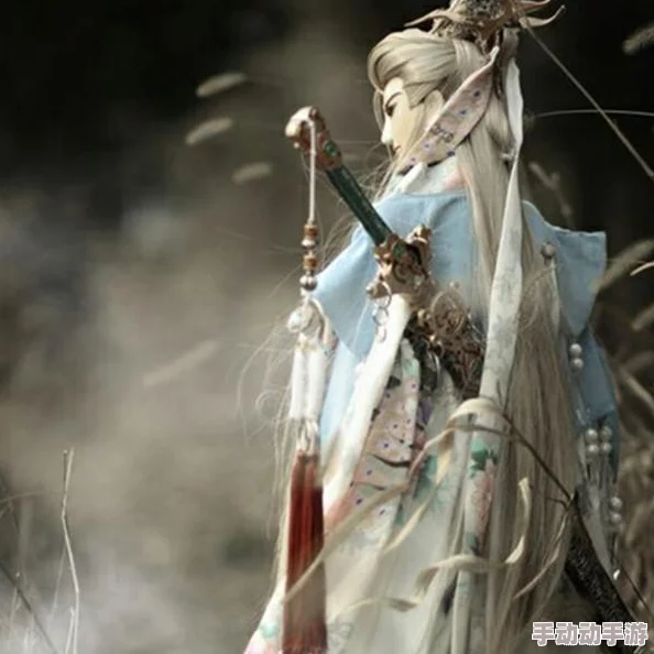 探索玄幻江湖:极武尊手游背后的史诗级世界观与传奇英雄故事大赏 探索玄幻江湖:极武尊手游背后的史诗级世界观与传奇英雄故事大赏