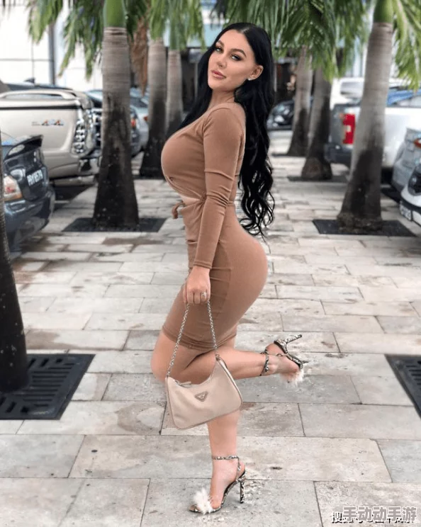 Big丰满大白屁ss4:带你感受无与伦比的超大魅力,尽享极致乐趣与欢笑! Big丰满大白屁ss4:带你感受无与伦比的超大魅力,尽享极致乐趣与欢笑!