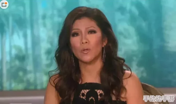 震惊！欧美videos另类hd老妇人竟然在社交媒体上引发热议，网友们纷纷讨论其背后的深层次原因与影响！