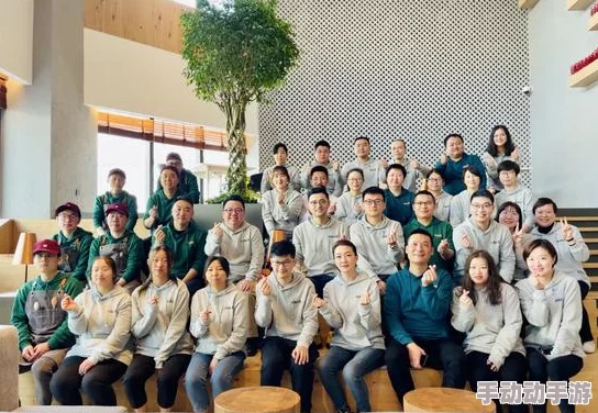 震惊！欧美日韩制服竟然隐藏着这些不为人知的秘密，时尚背后暗藏玄机，引发全球热议！