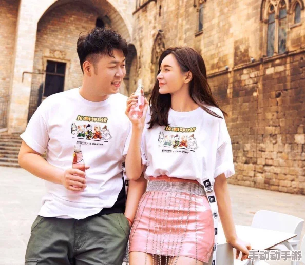 在床上打扑摇床，网友热议：这种新玩法是乐趣还是危险？你怎么看待这项活动的安全性与娱乐性？