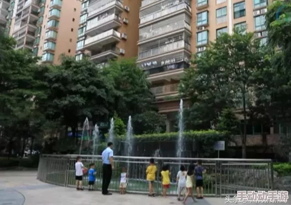 男女电梯做爰全过程：惊现监控视频，竟然在高峰时段发生如此大胆行为，引发众人热议！