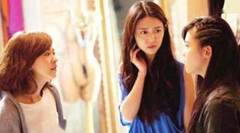 岳妇灬闺蜜灬96XX:震惊!当地女子目击惊天秘密,揭开隐藏多年的神秘面纱! 岳妇灬闺蜜灬96XX:震惊!当地女子目击惊天秘密,揭开隐藏多年的神秘面纱!