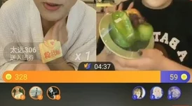 震惊！男生的坤坤 进老师的桃子，竟然引发学校轩然大波，后续发展让人意想不到！