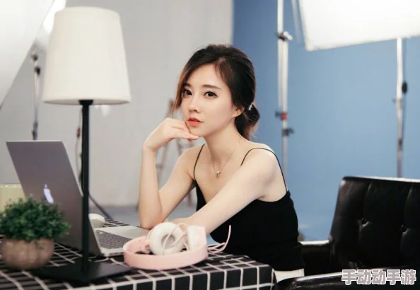 震惊！宝贝乖h跪趴囚禁小说引发热议，网友纷纷讨论其背后的深层含义与社会影响！