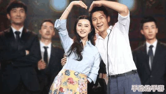 震惊！三男一女的伦交动态图曝光，画面内容令人难以置信，引发网友热议与讨论！