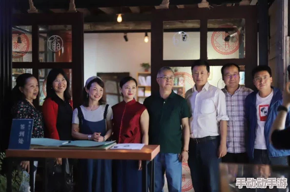 开襟做双人运动竟然引发意外事故，数人受伤引发公众关注，原因令人震惊！