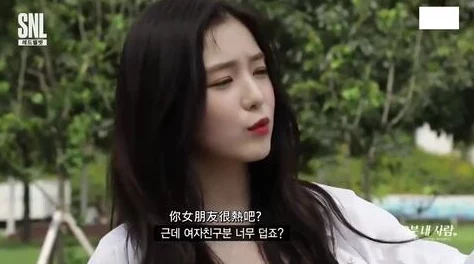 年轻漂亮岳每4中文字幕：最新时尚潮流引领，年轻女性如何在职场与生活中展现自我魅力？