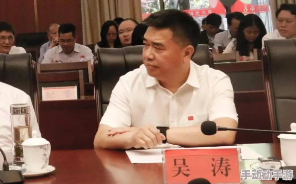 体育老师爆c了我一节语文课文，课堂瞬间变为激情时刻，学生们惊呆了！