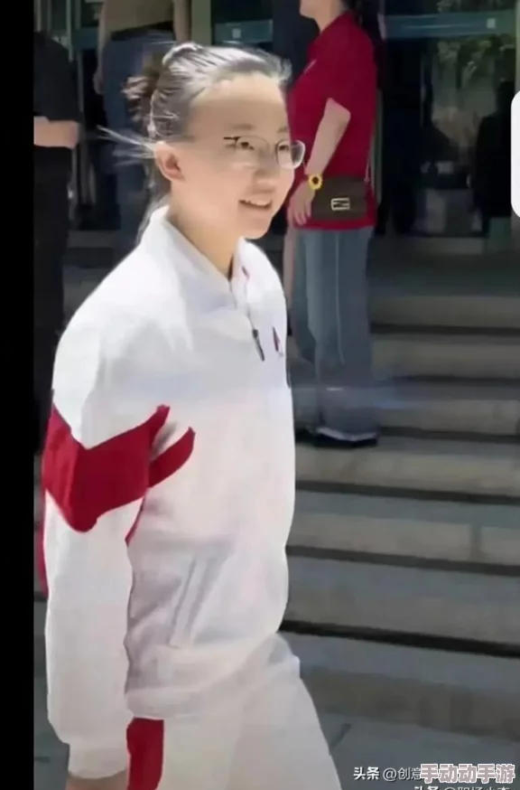 47大但人文艺术张雨欣：从多元文化视角看当代艺术创作与表现手法的独特性与影响力