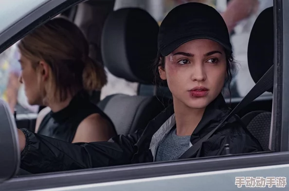 一亲二脱三桶视频网站：近期热门影片引发观众热议，平台内容监管再度成为焦点，用户体验亟待提升！