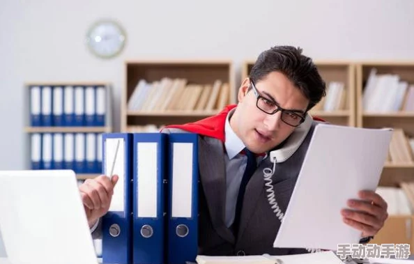 和同性男上司囗交:职场关系的复杂性与社会接受度的变化引发热议,网友纷纷发表看法 和同性男上司囗交:职场关系的复杂性与社会接受度的变化引发热议,网友纷纷发表看法