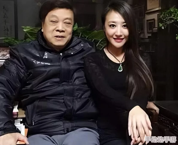 张开腿让我尿在里面，近日某社交平台引发热议，网友们纷纷讨论这一极端行为背后的心理因素与社会影响