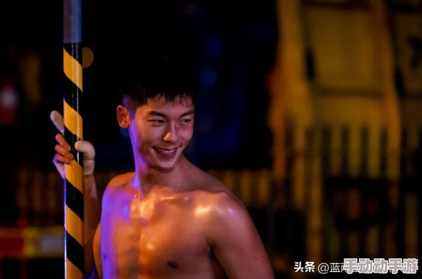 体育生在宿舍自-慰被发现Gay，校方介入调查并展开心理辅导引发广泛关注与讨论