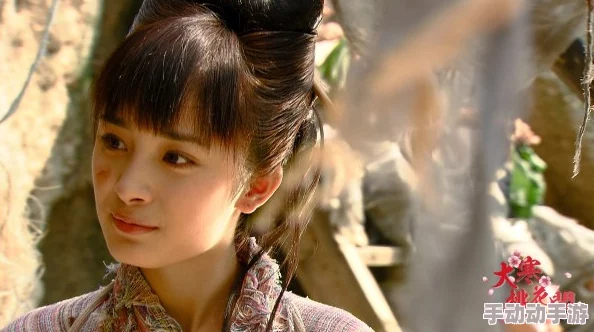 三级全黄在线观看www桃花：最新影视动态引发热议，网友热衷讨论内容与演员表现，平台流量激增背后的原因分析