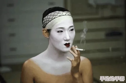 美妇乱人伦翁：揭露背后不为人知的家庭秘密与社会伦理争议，引发网友热议与讨论