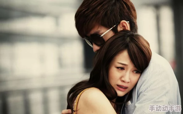 by1511.10m：某男星与知名女演员疑似秘密约会，现场目击者曝光细节