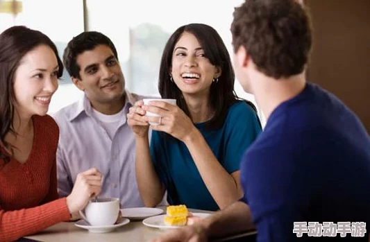 欧美多人野外伦交：最新调查显示，户外聚会成为社交新趋势，参与者分享独特体验与感受