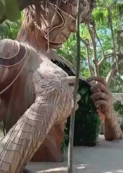 公翁又粗又长，惊现超现实场景，令人目瞪口呆的怪异现象引发热议，网友纷纷点赞！