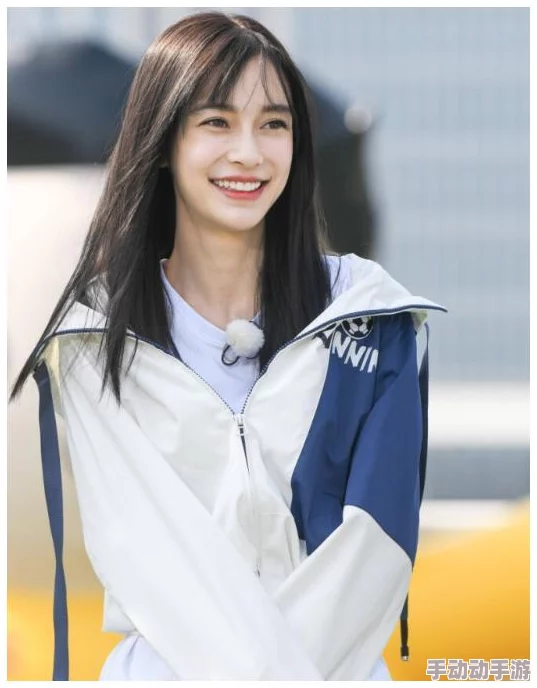 国产麻豆入在线观看：最新影视作品引发热议，观众反响热烈，行业发展趋势值得关注