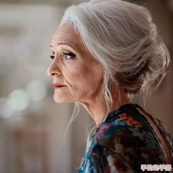 亚洲人成色777777老人！惊人发现：这位老人竟然拥有逆天的抗衰老秘诀，令人难以置信！