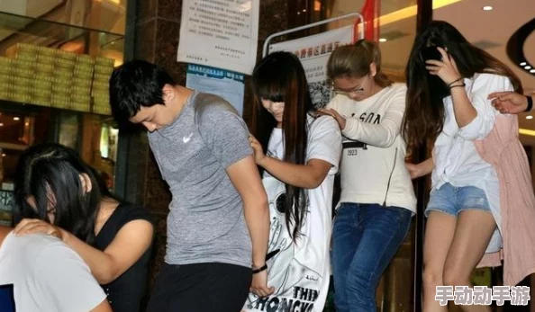 中国黄色片视频引发社会热议，警方展开大规模打击行动，数十名涉案人员被抓捕，背后黑幕令人震惊！