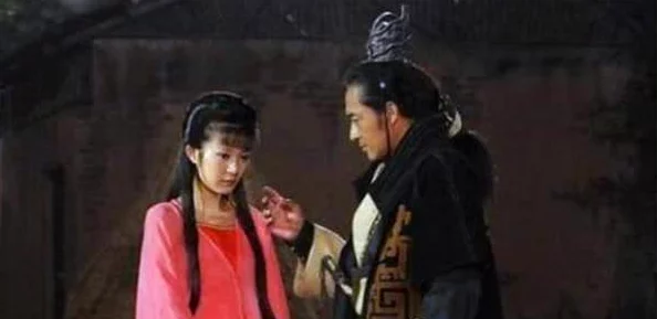 西施没有小内没有小爱心的图片，展现了古代美人的独特魅力与风采，引发网友热议与讨论