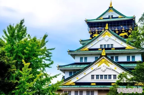 久久日本精品一区二区三区：最新动态揭示日本文化与经济的深度融合，展现独特魅力与发展潜力