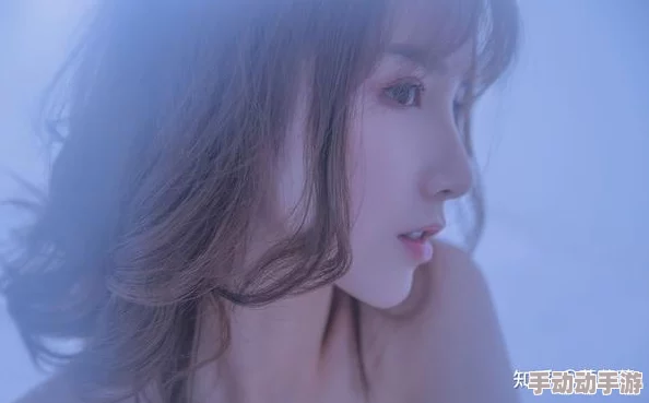 美女靠逼软件：如何利用新技术提升个人魅力与社交能力，吸引更多关注和机会