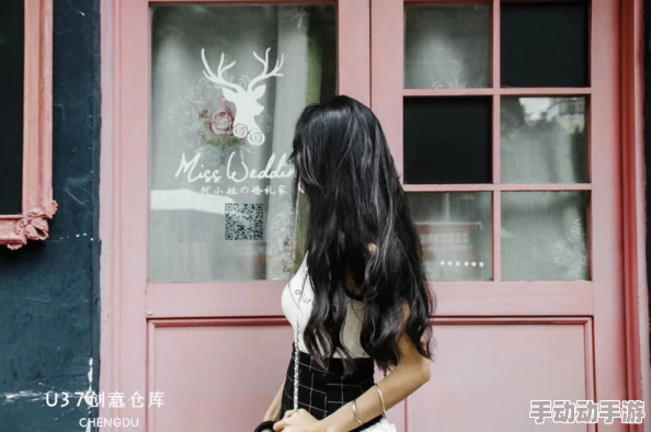 XXⅩ娇小性HD第一次，感受前所未有的视觉盛宴与情感交融，带你进入一个全新的体验世界！