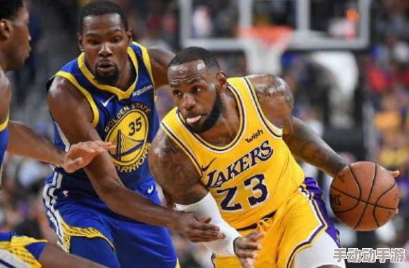 DNF勇士如何选择：装备颜色对战斗力影响的深度解析