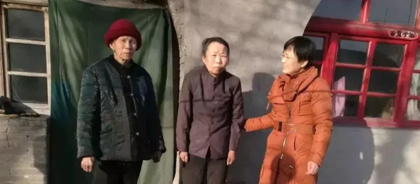中国老妇60xxxx:她的生活故事引发了社会对老年人关怀的新思考与讨论,值得我们深思与关注 中国老妇60xxxx:她的生活故事引发了社会对老年人关怀的新思考与讨论,值得我们深思与关注
