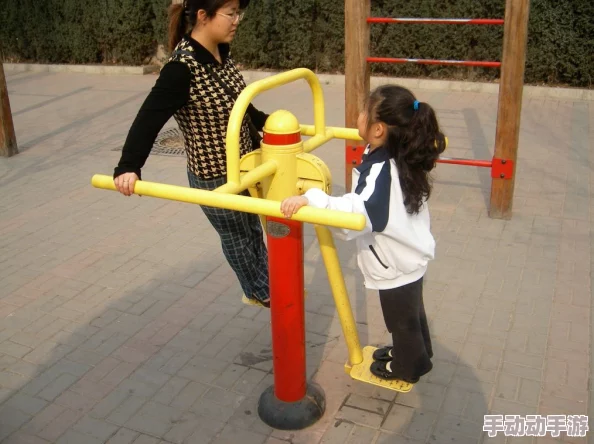 一级做a爰黑人又硬又粗视:最新动态揭示了这一现象背后的社会影响与文化探讨,引发广泛关注与讨论 一级做a爰黑人又硬又粗视:最新动态揭示了这一现象背后的社会影响与文化探讨,引发广泛关注与讨论