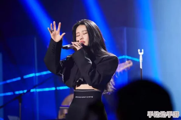 zerocircle女rapper在新专辑发布会上分享创作灵感与未来音乐计划,吸引众多粉丝关注 zerocircle女rapper在新专辑发布会上分享创作灵感与未来音乐计划,吸引众多粉丝关注