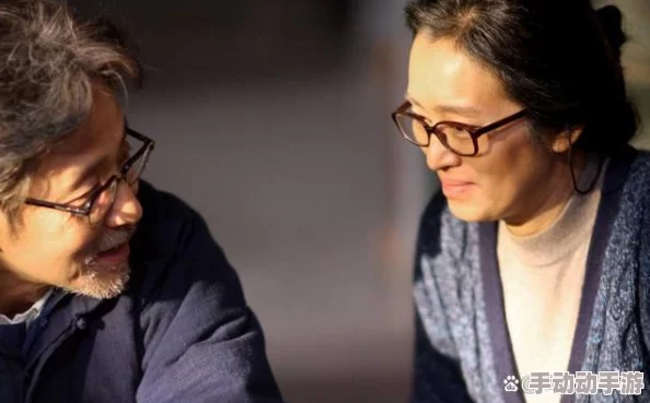 亚洲国产精品影院：最新影片上线，观众热议新作剧情与演员表现，引发广泛关注与讨论