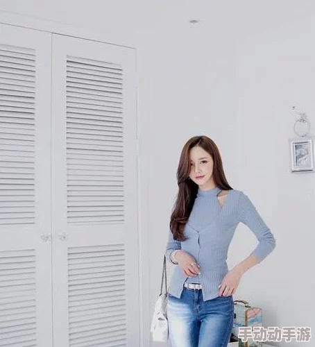 美女bbxx美女bbb：最新时尚潮流与生活方式的完美结合，展现独特魅力与个性风采，引领新一季的流行趋势！