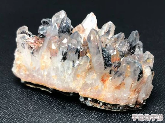 埃匹希斯水晶：最新研究揭示其独特的能量特性与应用潜力，引发科学界广泛关注与讨论