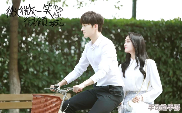 边摸边吃奶边做视频韩剧：最新剧情发展与角色分析，揭示背后不为人知的故事线索与情感纠葛