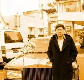 大陆老太xxxxxxxxhd，惊现神秘遗产引发全城热议，背后真相令人瞠目结舌！