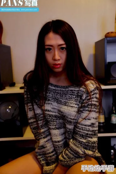 暴躁老阿姨csgo剧：最新剧情更新，阿姨再度出击，带你体验紧张刺激的游戏对决与幽默互动！