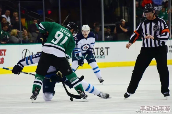 吃瓜91网站入口：探讨网络文化对现代社交行为的影响与发展趋势分析