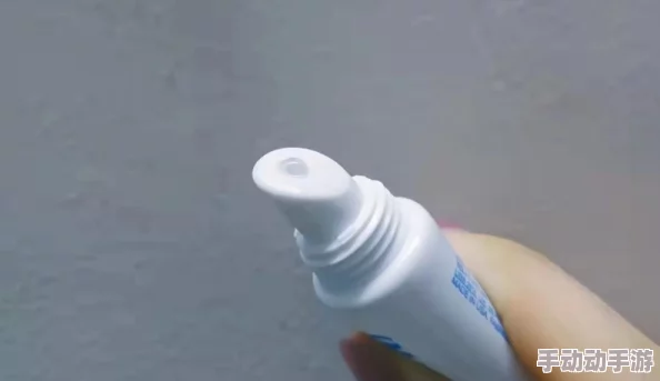 我的逼好痒，如何缓解这种不适感？分享一些有效的护理和舒缓方法，让你重获舒适与自信