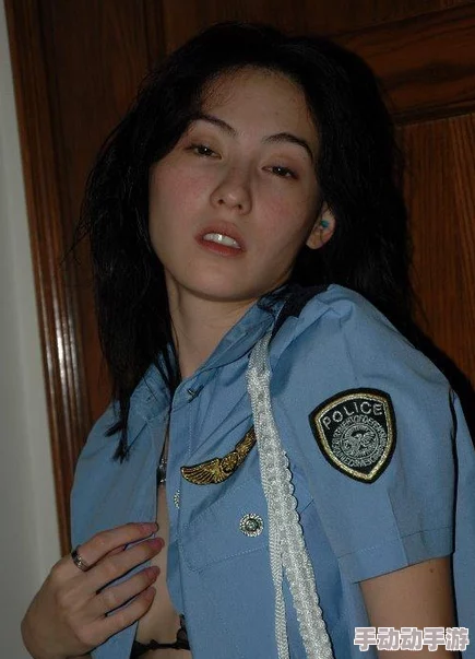 张柏芝XXXvideos引发热议，网友热搜盛况不断升级，背后隐藏的真相令人震惊！